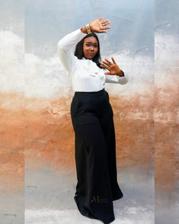 A RIA TROUSER PAIR - Image 3