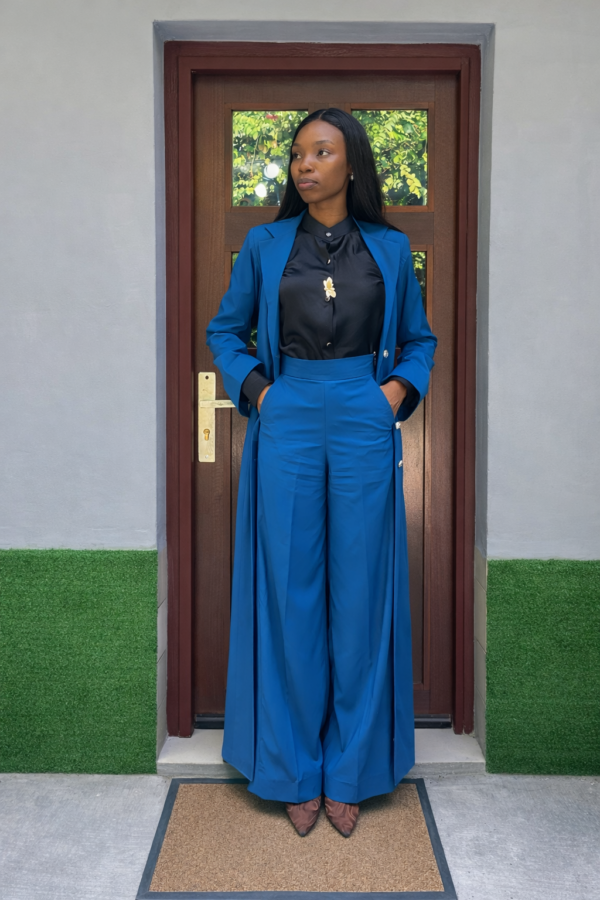 GABRIELLE CLASSICAL SUIT - Image 2