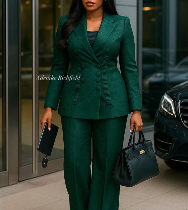 BRCADE LUXURY WOMEN SUIT